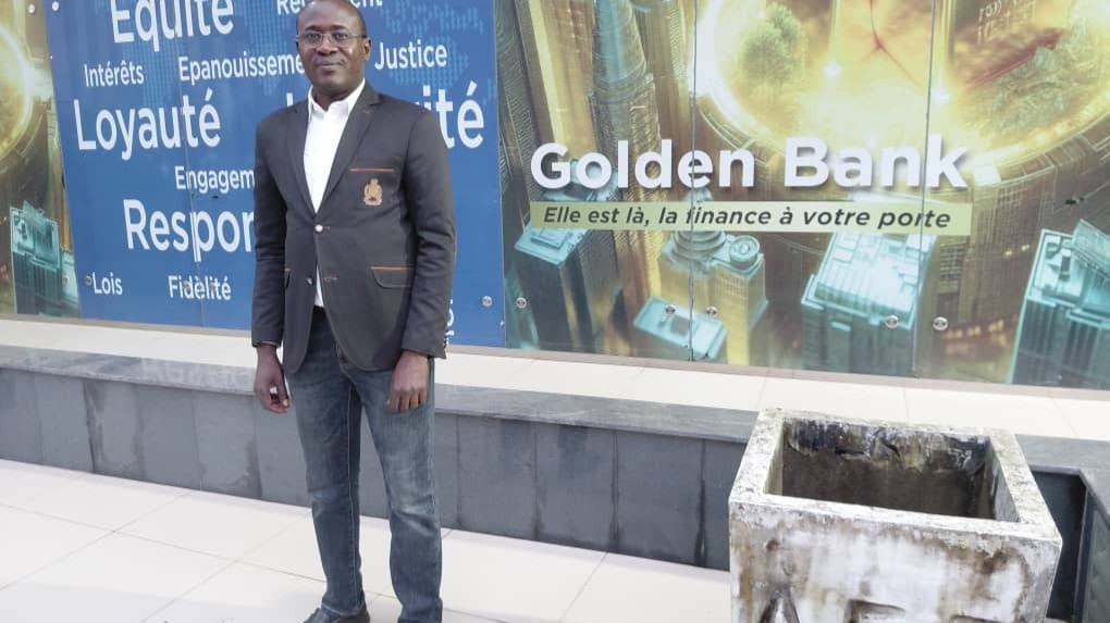 Façade Golden Bank Cameroun